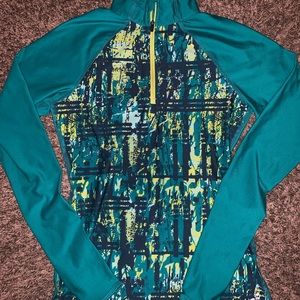 Long sleeve workout top